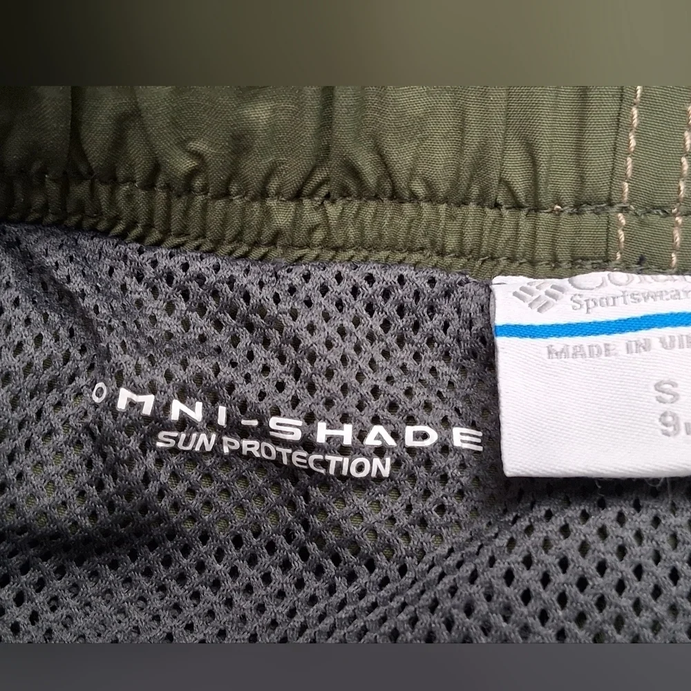 Columbia Olive Green Swim  Shorts    Sizre S